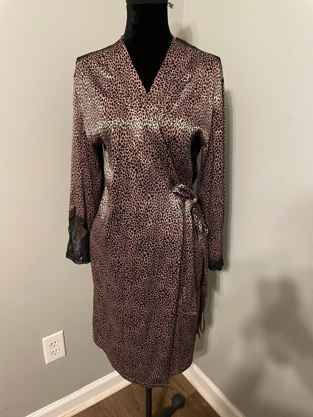 Victoria's Secret Tan Leopard Wrap Robe with Black Lace Trim